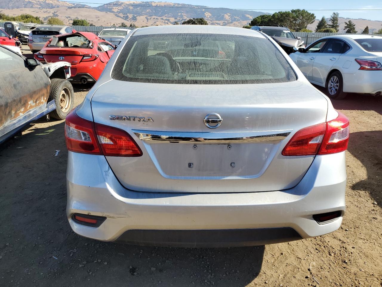2019 Nissan Sentra - Image 6