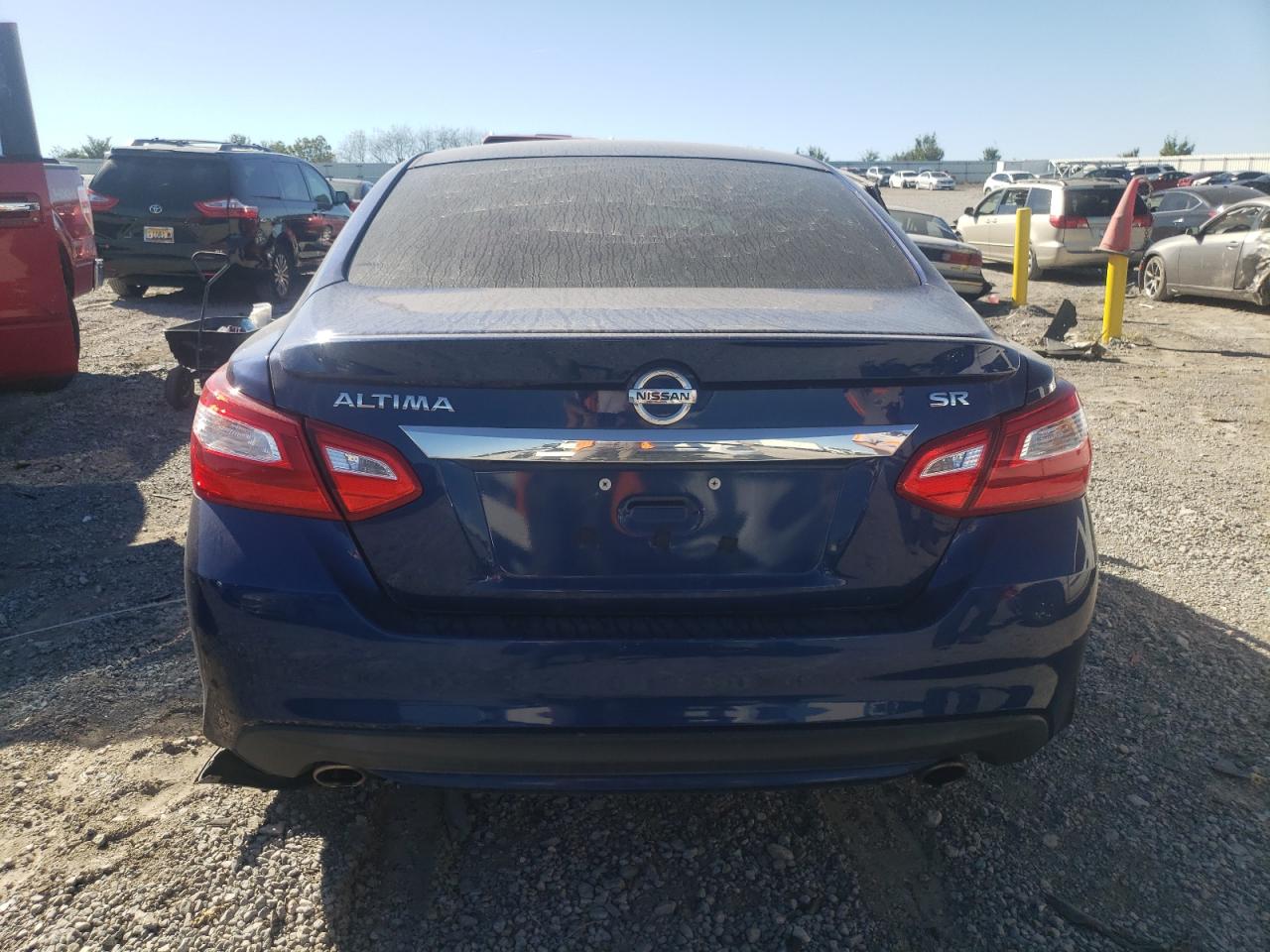 1N4AL3AP8GN352688 2016 Nissan Altima 2.5