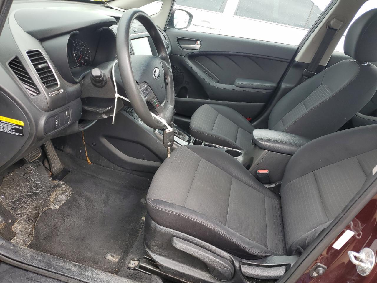 2018 Kia Forte Lx VIN: 3KPFL4A75JE176278 Lot: 74313084