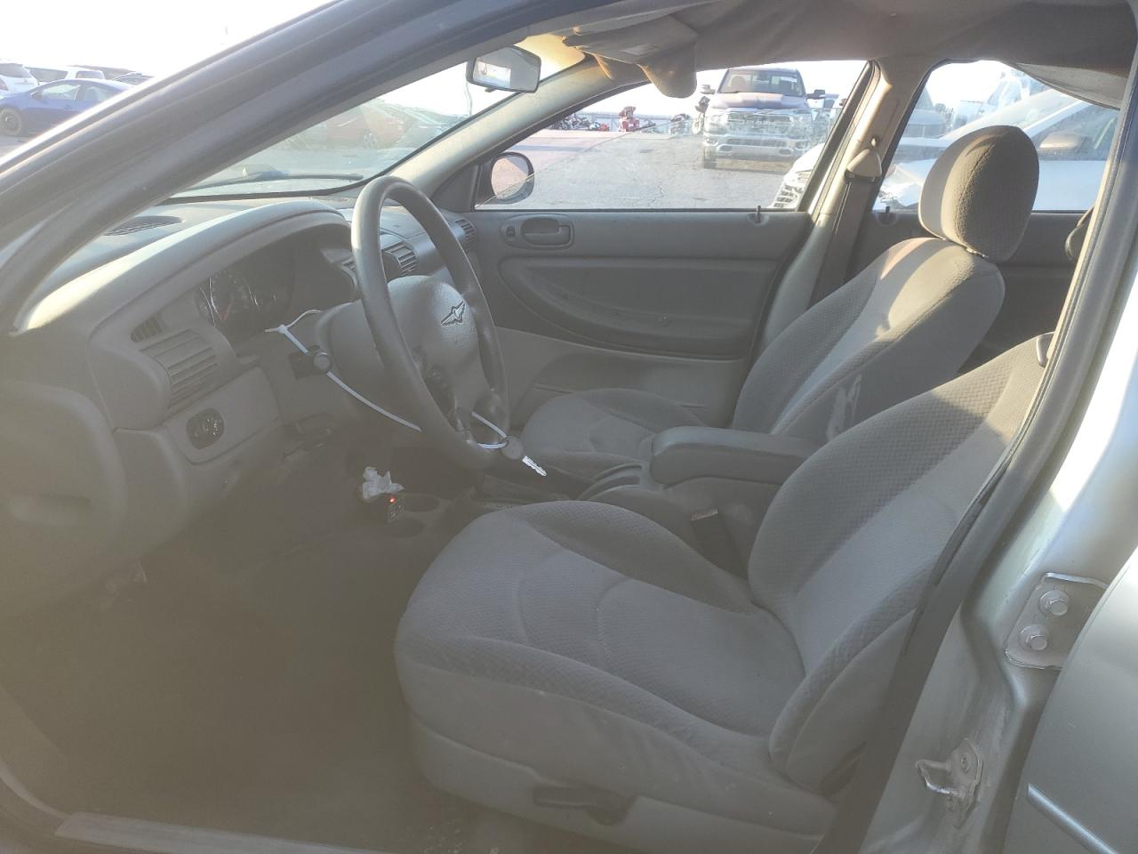 2005 Chrysler Sebring VIN: 1C3EL46X45N501819 Lot: 75755404