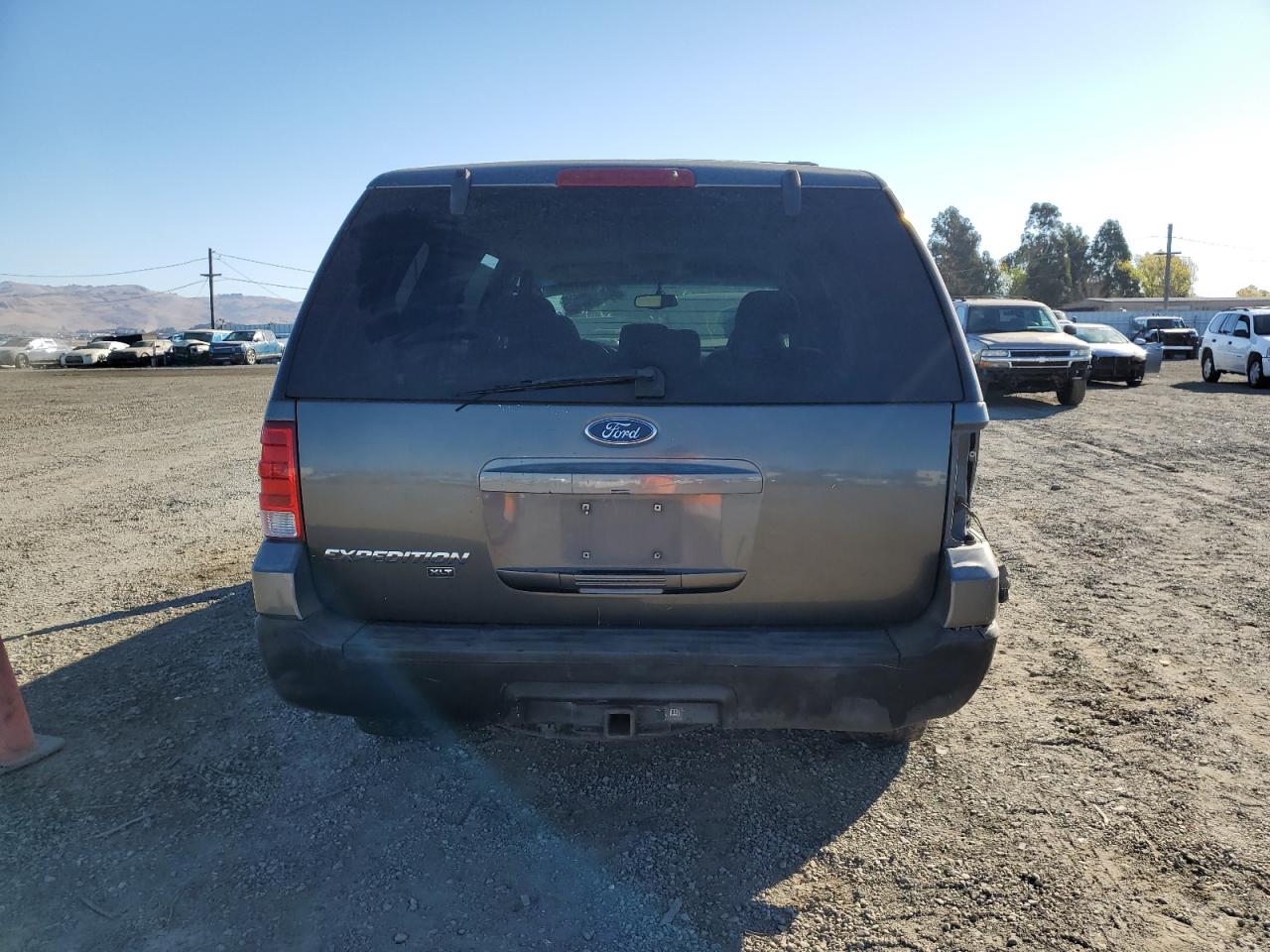 2004 Ford Expedition Xlt VIN: 1FMPU16W44LA07232 Lot: 76773114