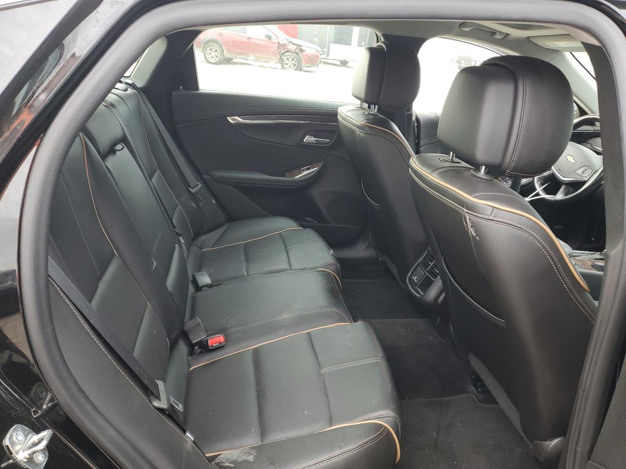 2014 Chevrolet Impala - Image 11