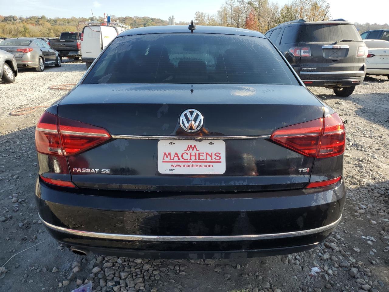 2017 Volkswagen Passat - Image 6