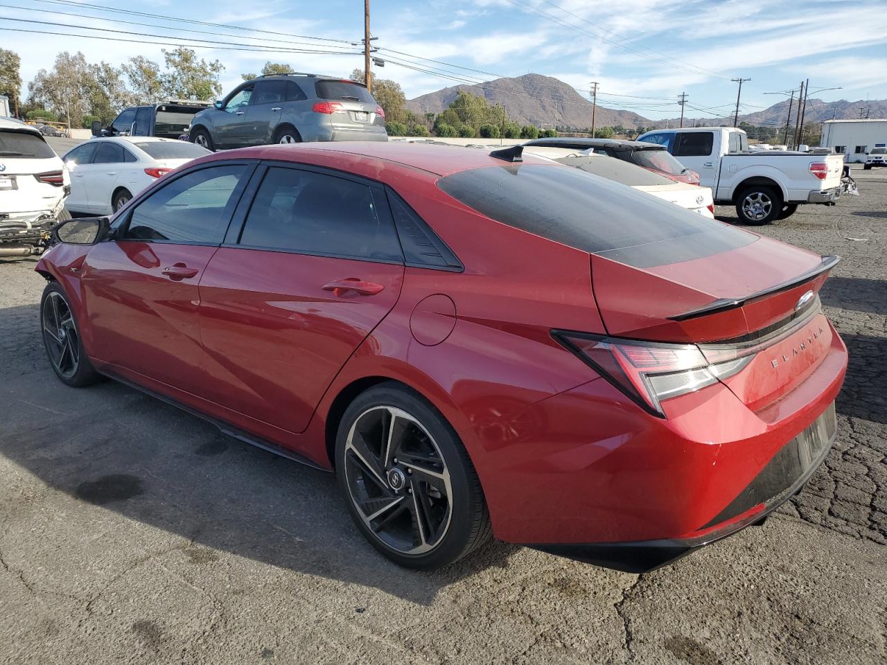 2022 Hyundai Elantra - Image 2