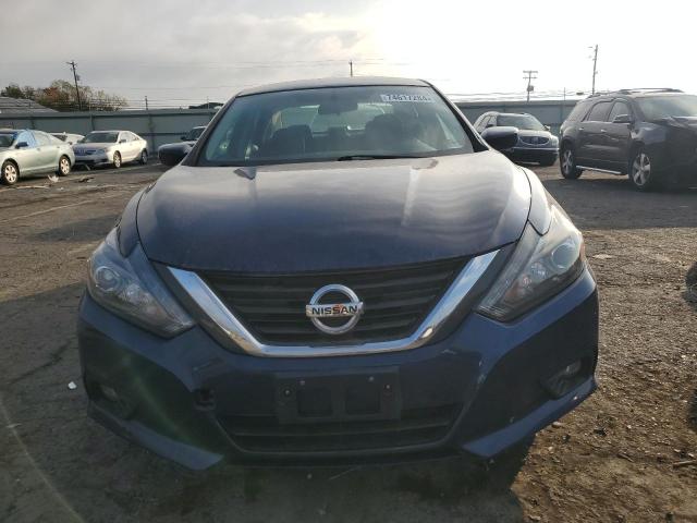  NISSAN ALTIMA 2017 Granatowy