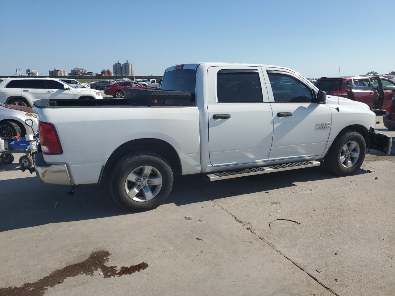 2018 RAM 1500 - Image 3