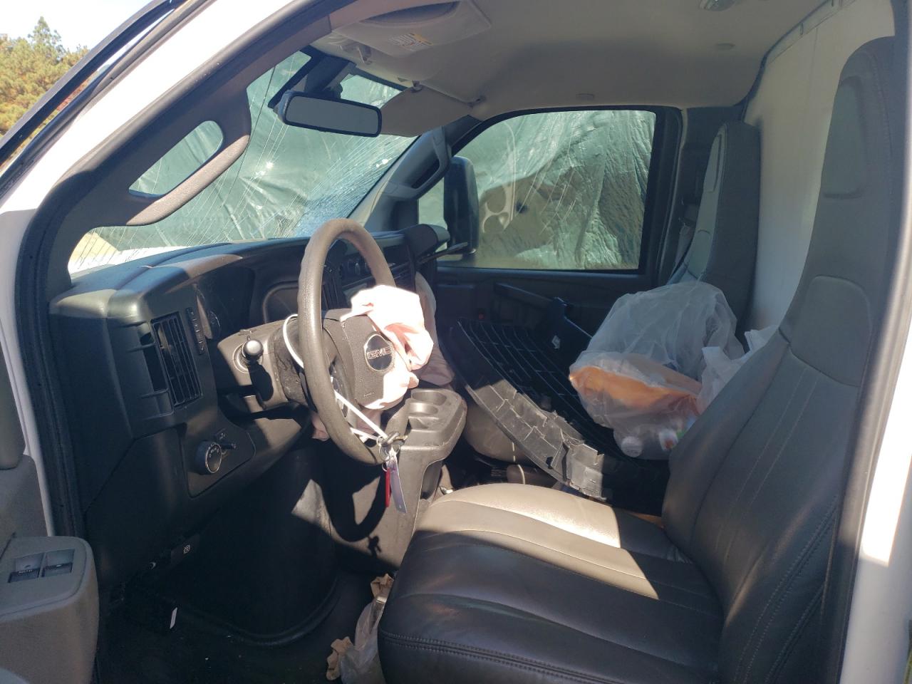 2019 GMC Savana Cutaway G3500 VIN: 1GD07RFP3K1364667 Lot: 76745934