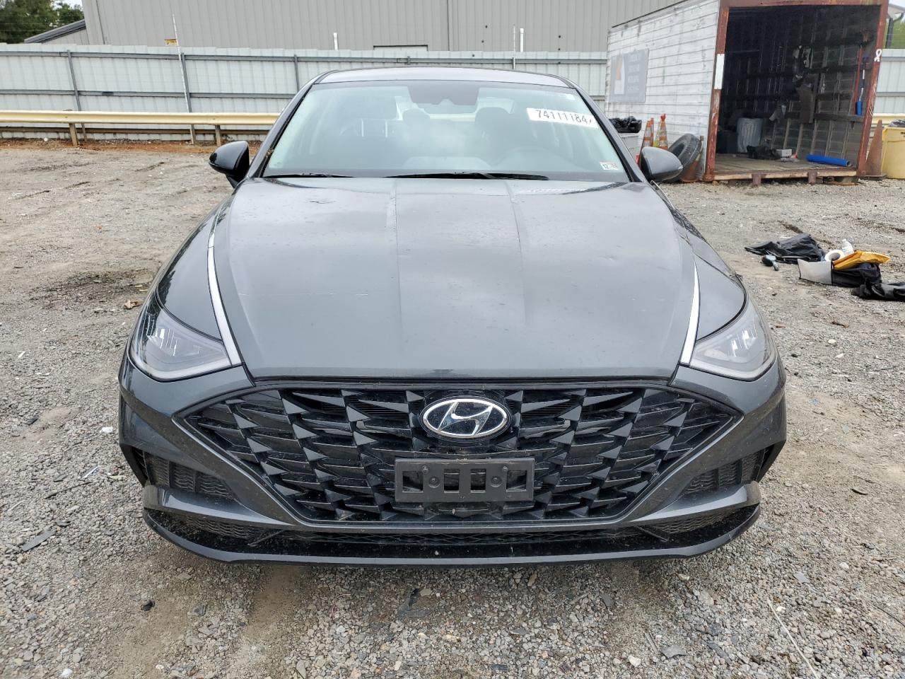 2022 Hyundai Sonata - Image 5