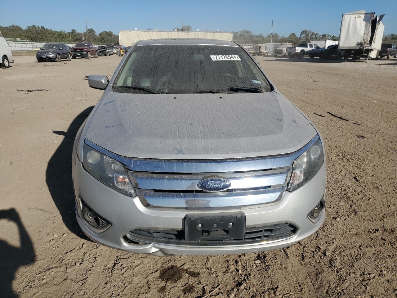 2010 Ford Fusion - Image 5