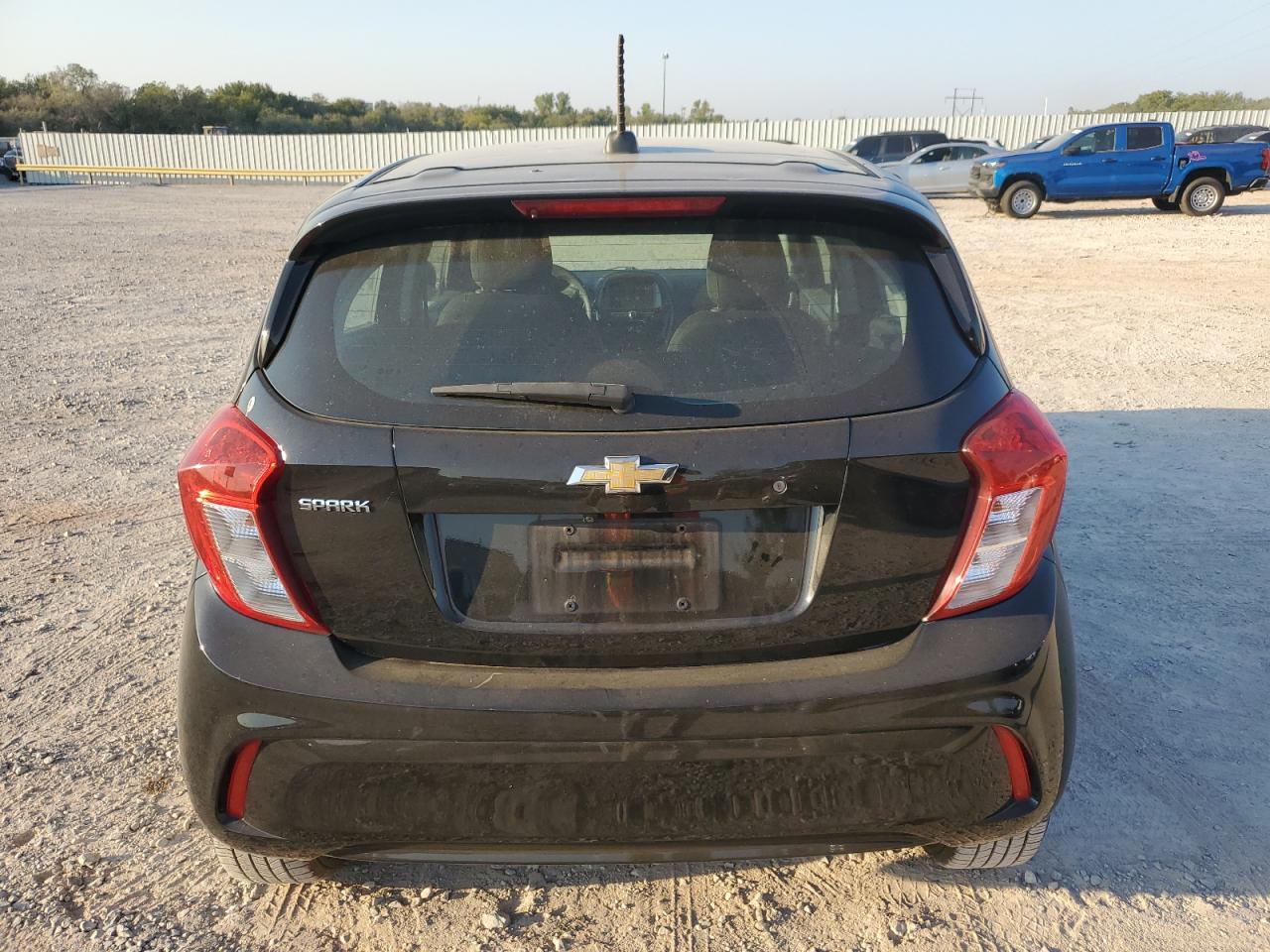 KL8CB6SA3KC811558 2019 Chevrolet Spark Ls