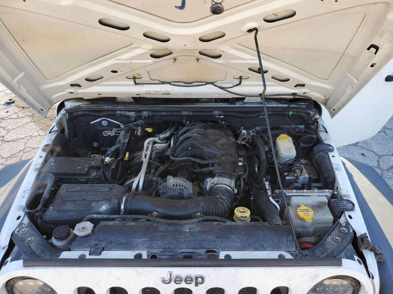 2015 Jeep Wrangler Unlimited Sport VIN: 1C4BJWDG7FL503757 Lot: 72993154