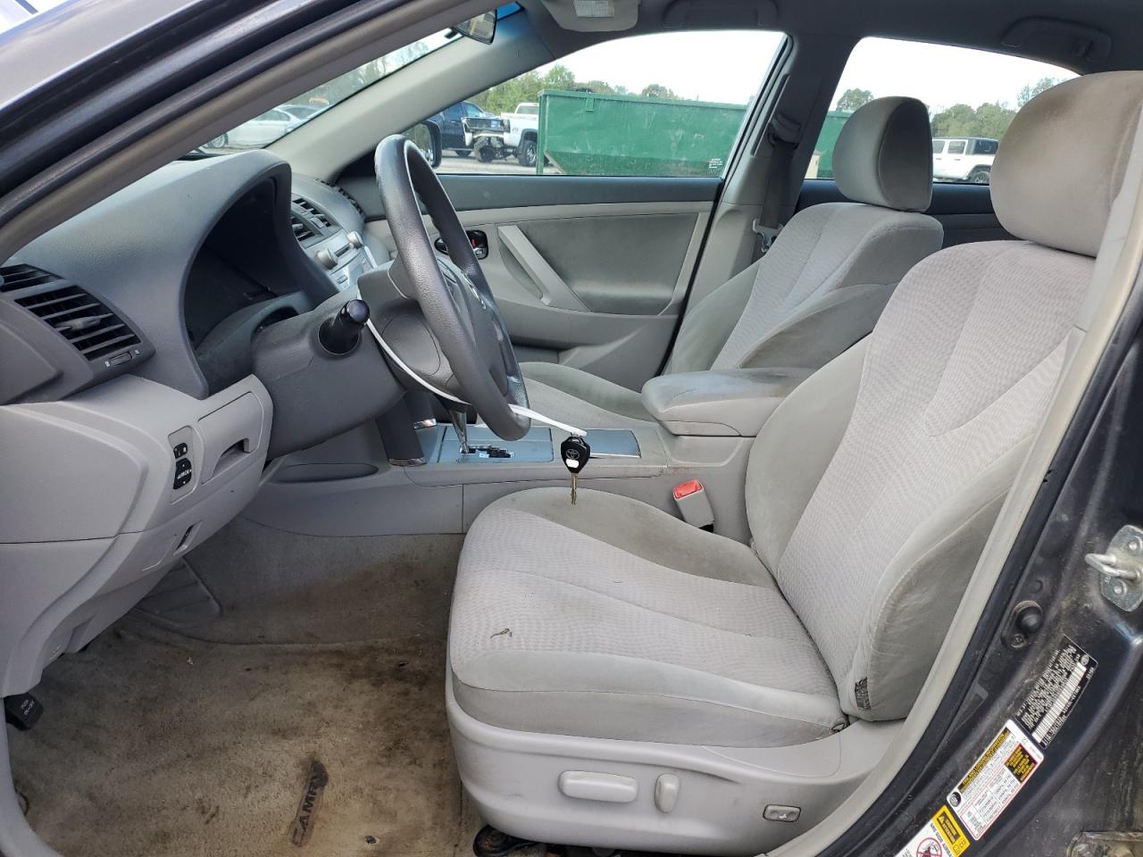 2010 Toyota Camry - Image 7