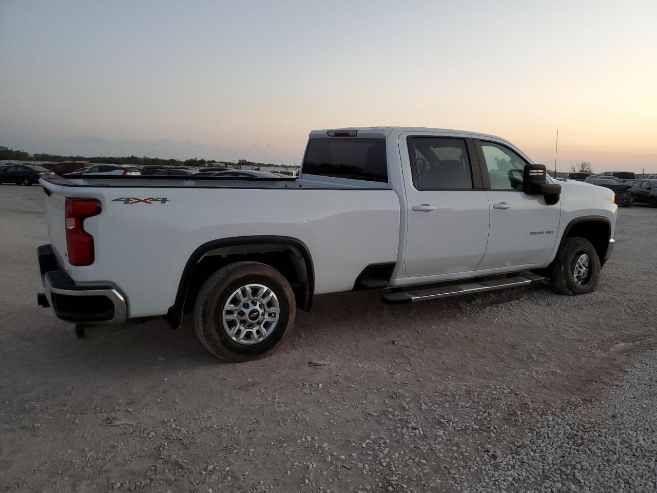 2023 Chevrolet Silverado - Image 3
