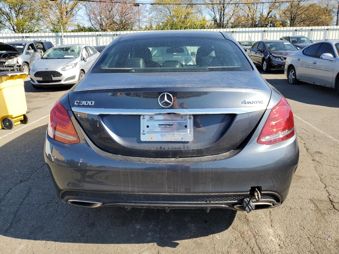 2015 Mercedes-Benz C 300 4Matic VIN: 55SWF4KB1FU004615 Lot: 77126254