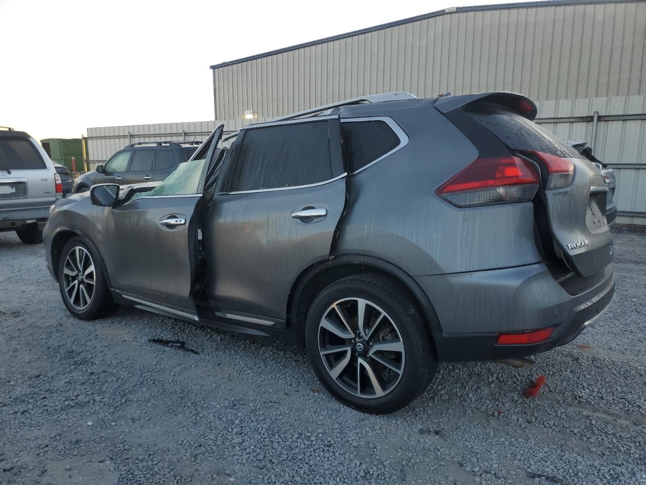 VIN 5N1AT2MV6KC820206 2019 NISSAN ROGUE no.2