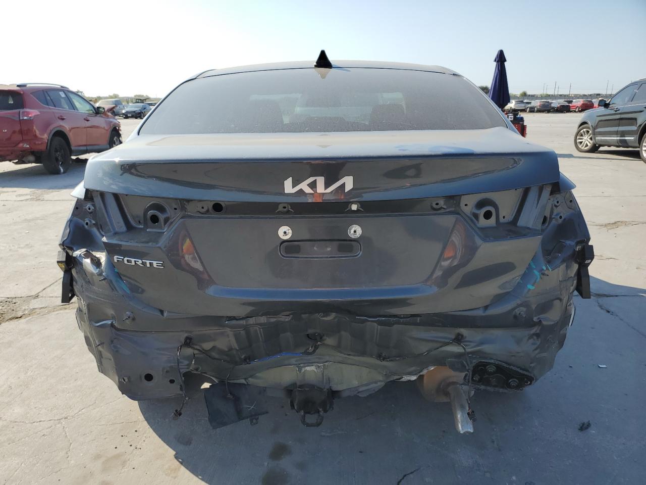 2023 Kia Forte Lx VIN: 3KPF24AD4PE654000 Lot: 73496534