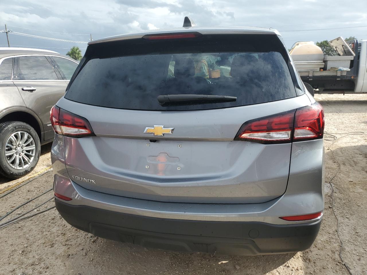 2023 Chevrolet Equinox - Image 6