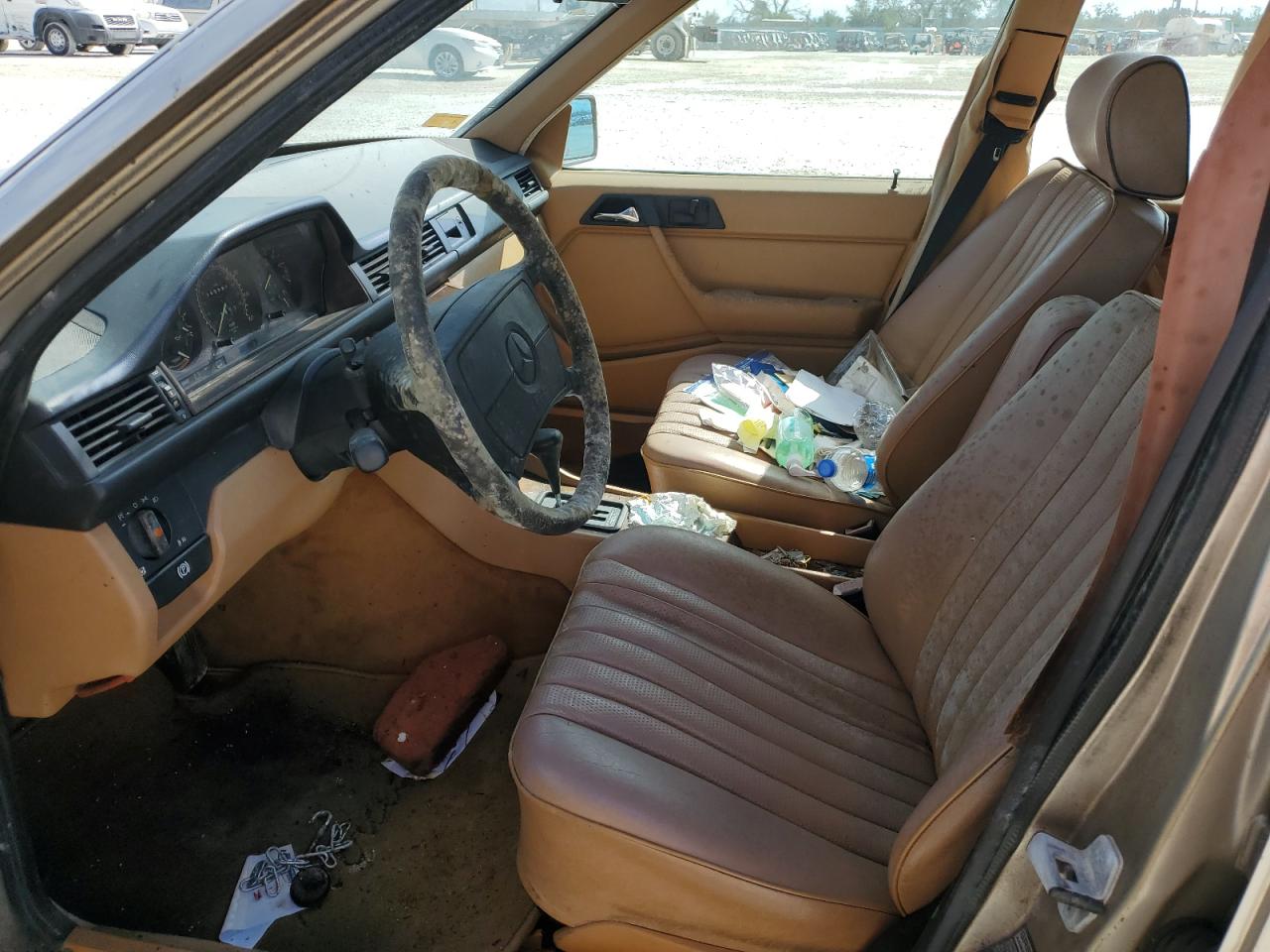 1989 Mercedes-Benz 300 Te VIN: WDBEA90D9KF120422 Lot: 77745044