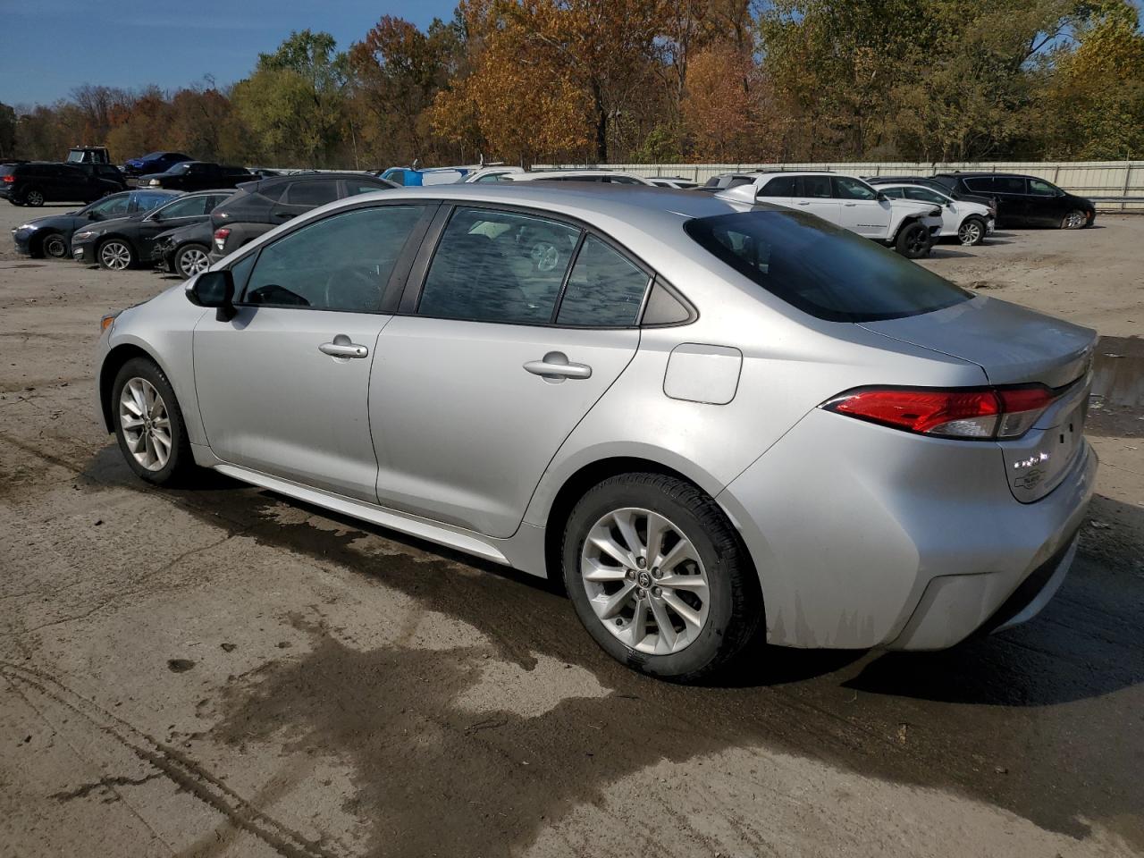 2021 Toyota Corolla - Image 2