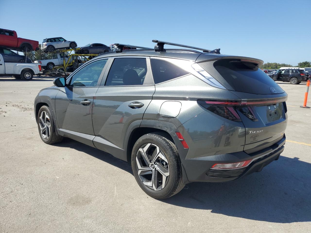 2022 Hyundai Tucson - Image 2
