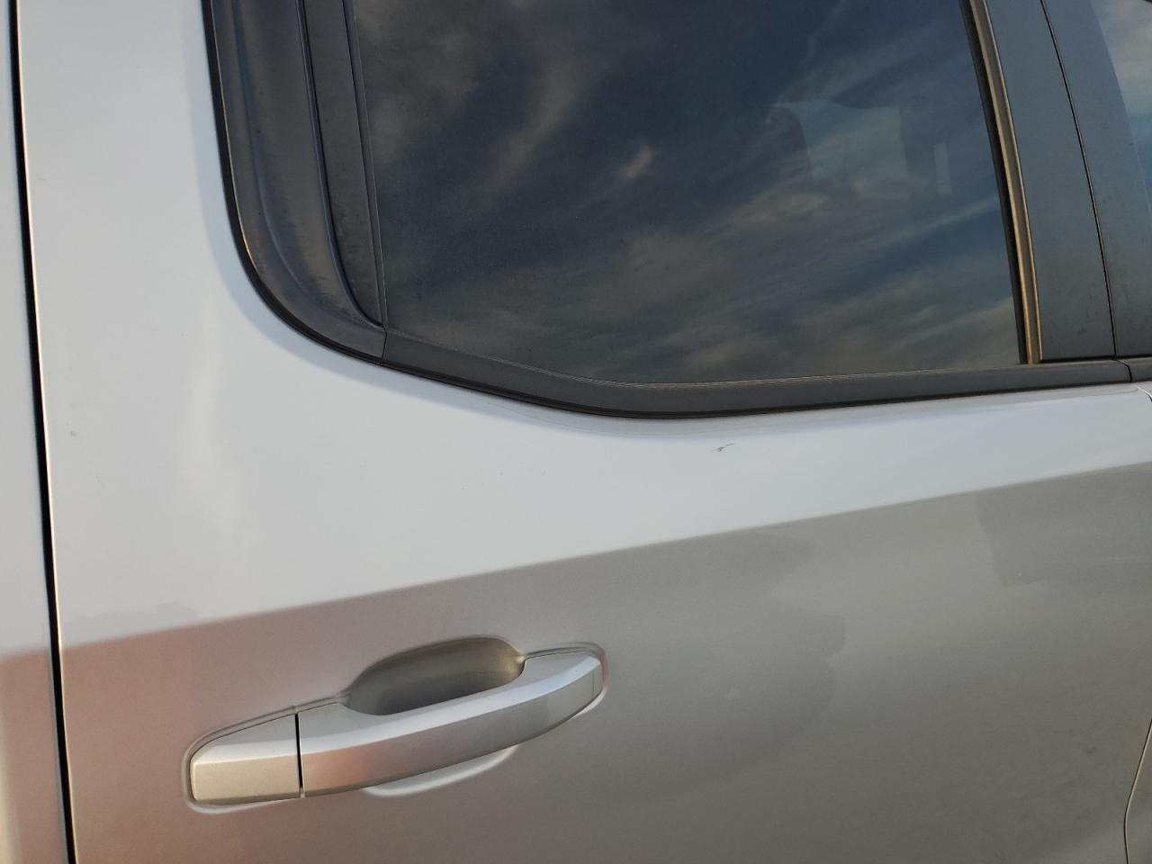 2020 Chevrolet Silverado - Image 10