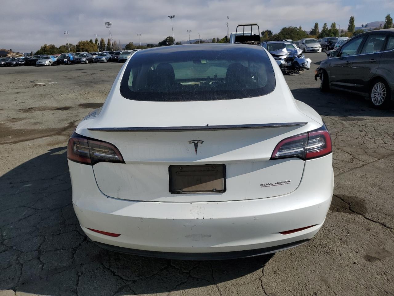 2020 Tesla Model 3 VIN: 5YJ3E1EC2LF805463 Lot: 75900554