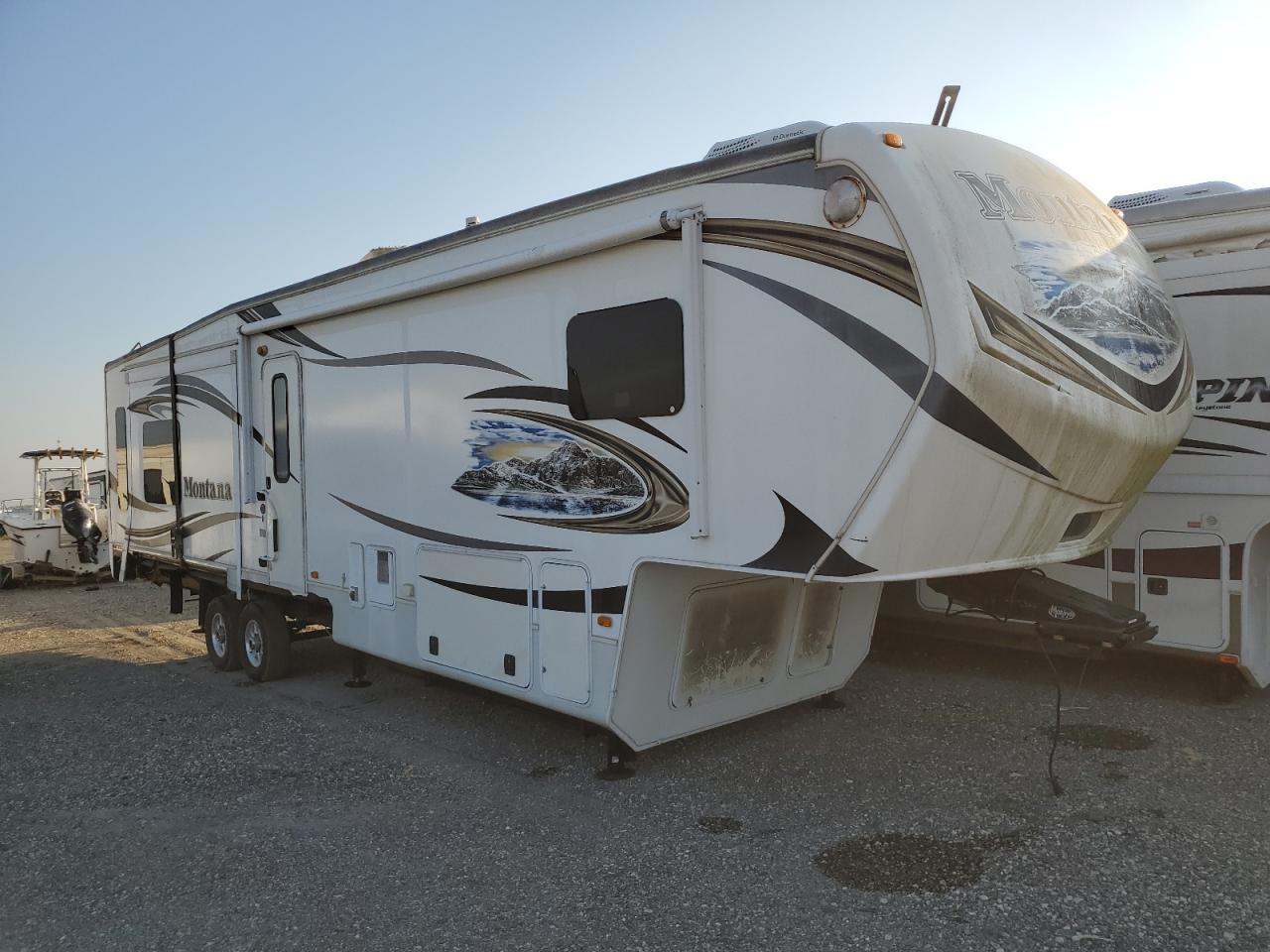 2013 Montana Trailer იყიდება Houston-ში, TX - Water/Flood