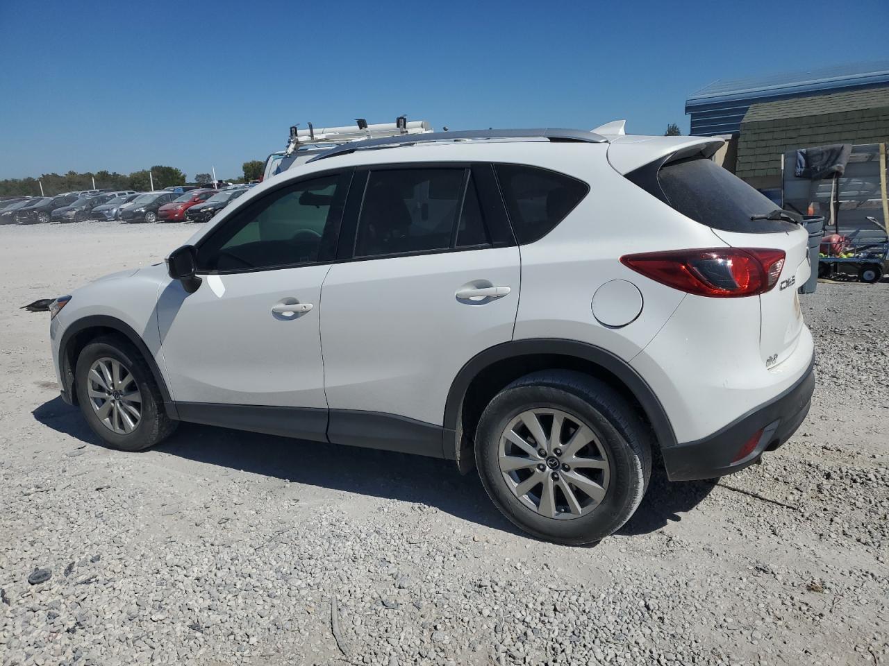 2016 Mazda CX-5 - Image 2