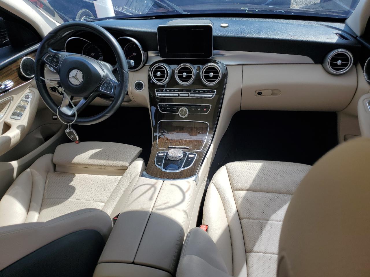 2018 Mercedes-Benz C 300 VIN: WDDWF4JB8JR407261 Lot: 73969284