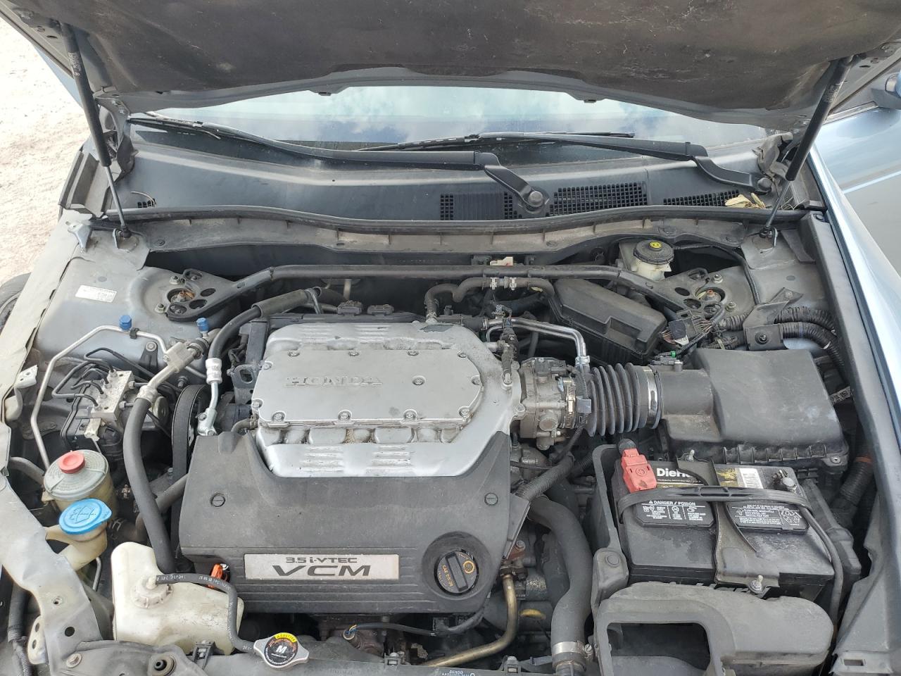 1HGCP3F80BA005740 2011 Honda Accord Exl