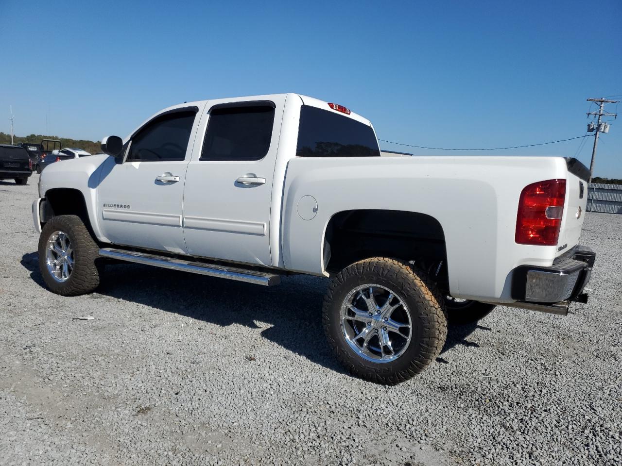 2012 Chevrolet Silverado - Image 2