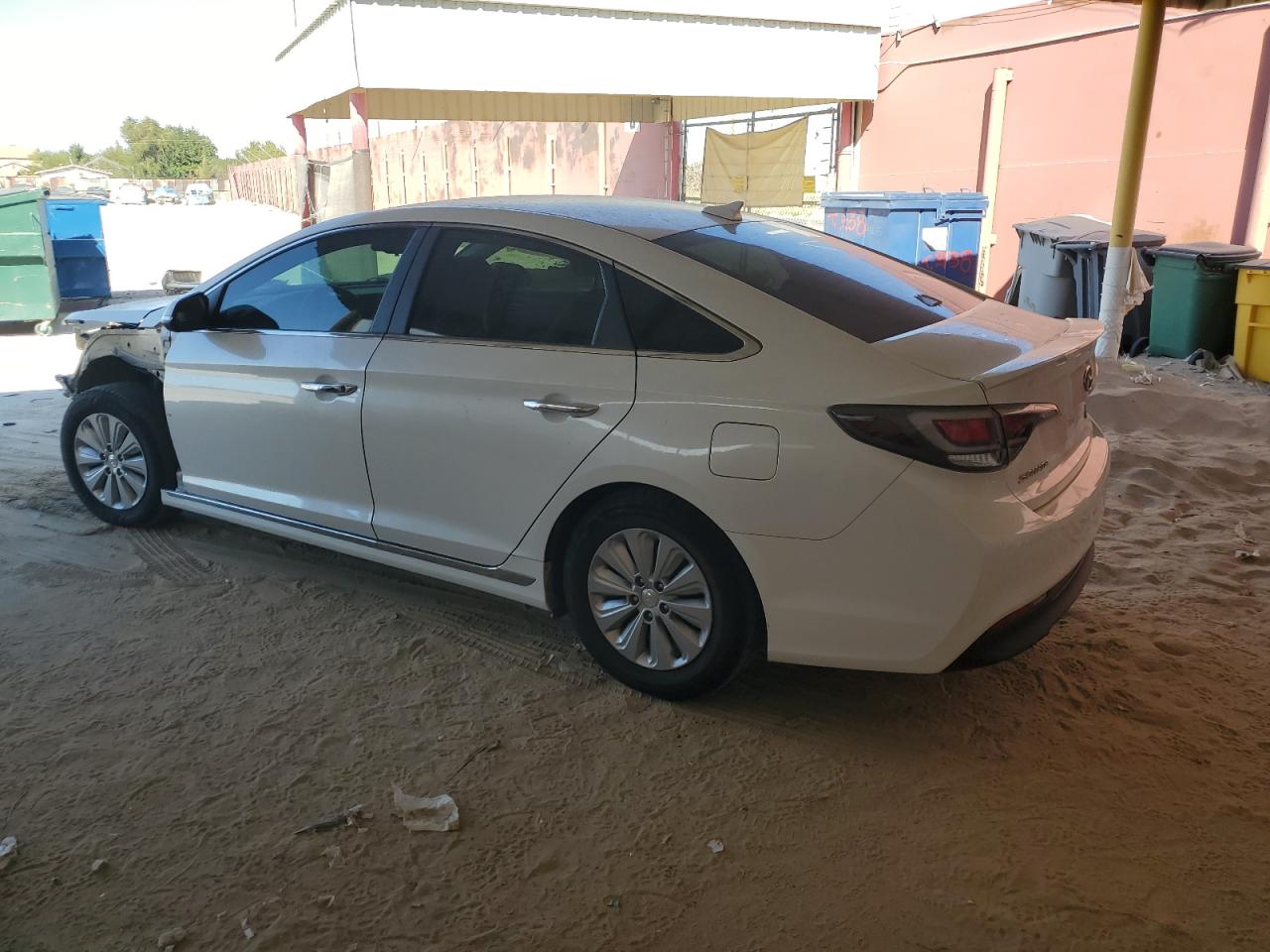 2017 Hyundai Sonata Hybrid VIN: KMHE24L15HA048591 Lot: 75768634