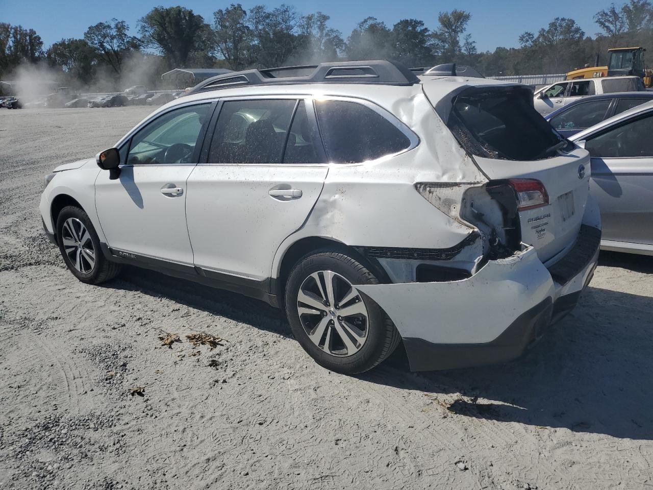 2019 Subaru Outback - Image 2