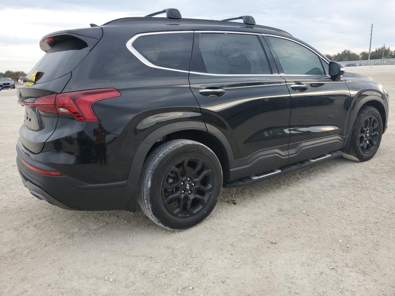 2023 Hyundai Santa Fe - Image 3