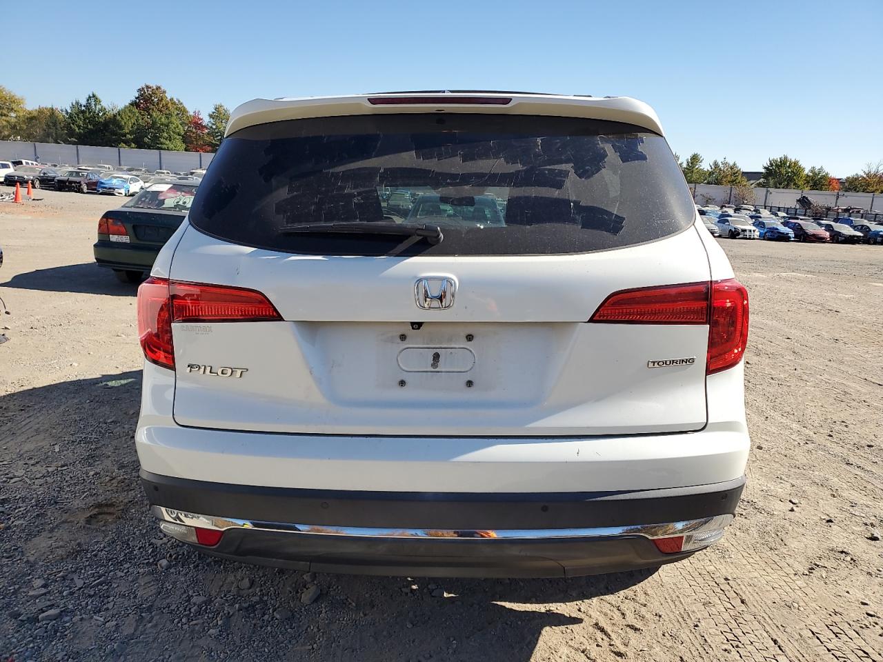 2017 Honda Pilot - Image 6