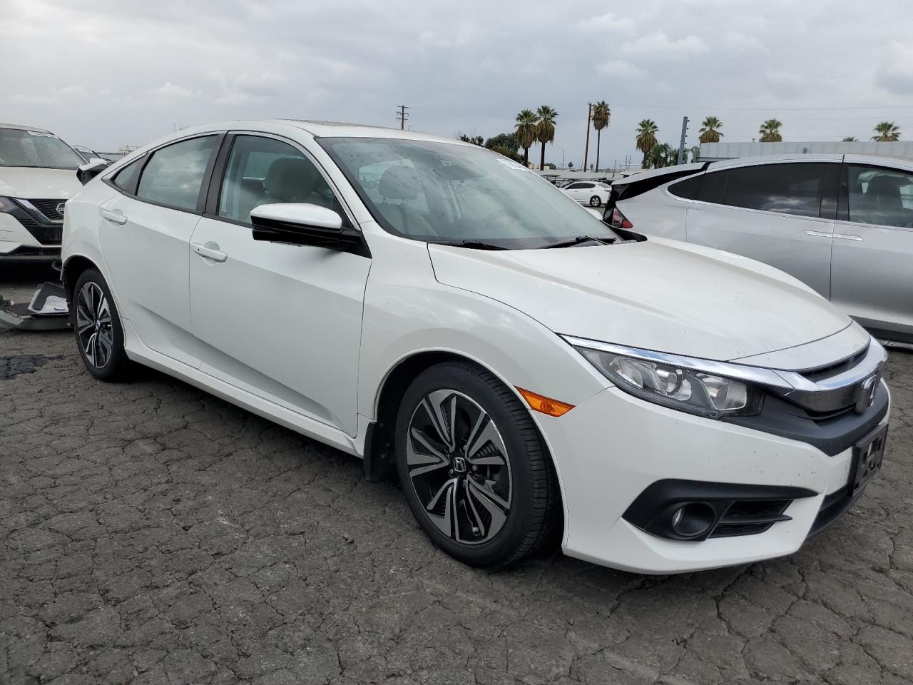 2016 Honda Civic - Image 4