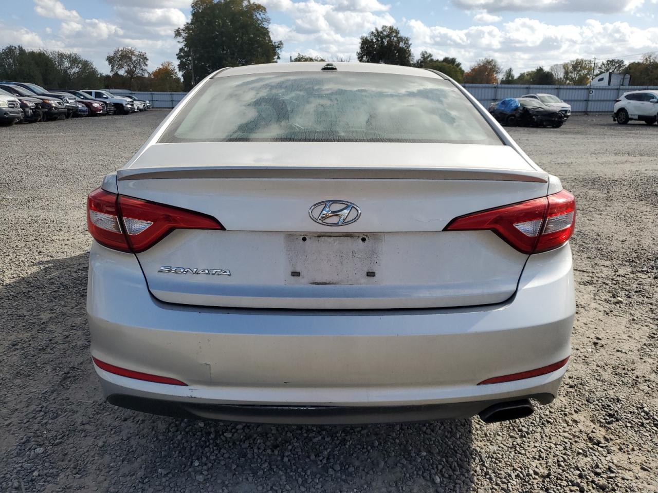 2015 Hyundai Sonata Se VIN: 5NPE24AF2FH104043 Lot: 78760114