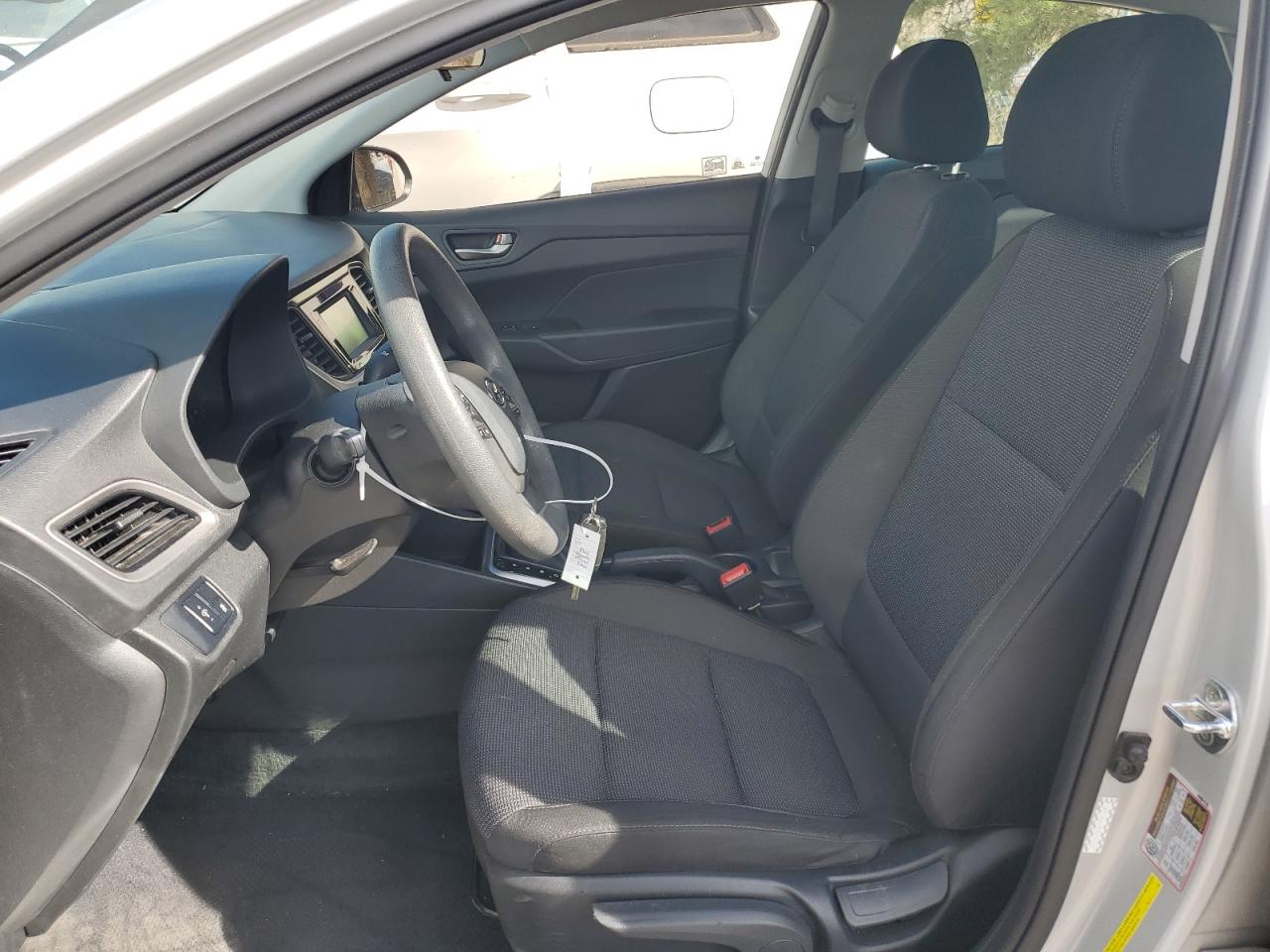 2022 Hyundai Accent - Image 7