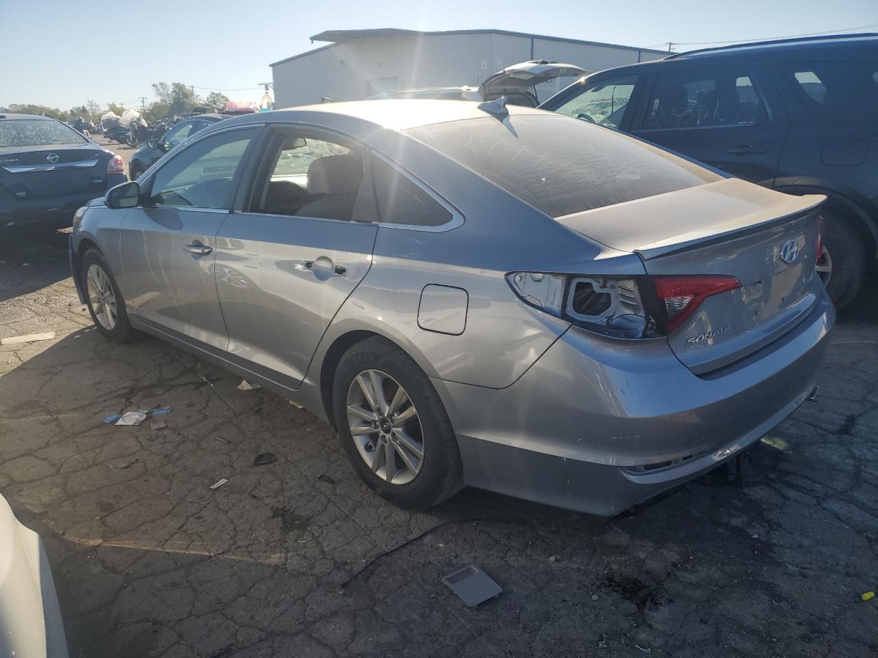 2016 Hyundai Sonata - Image 2