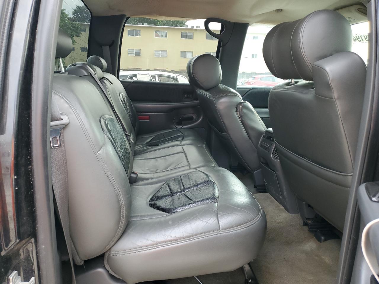 2005 Chevrolet Silverado - Image 10
