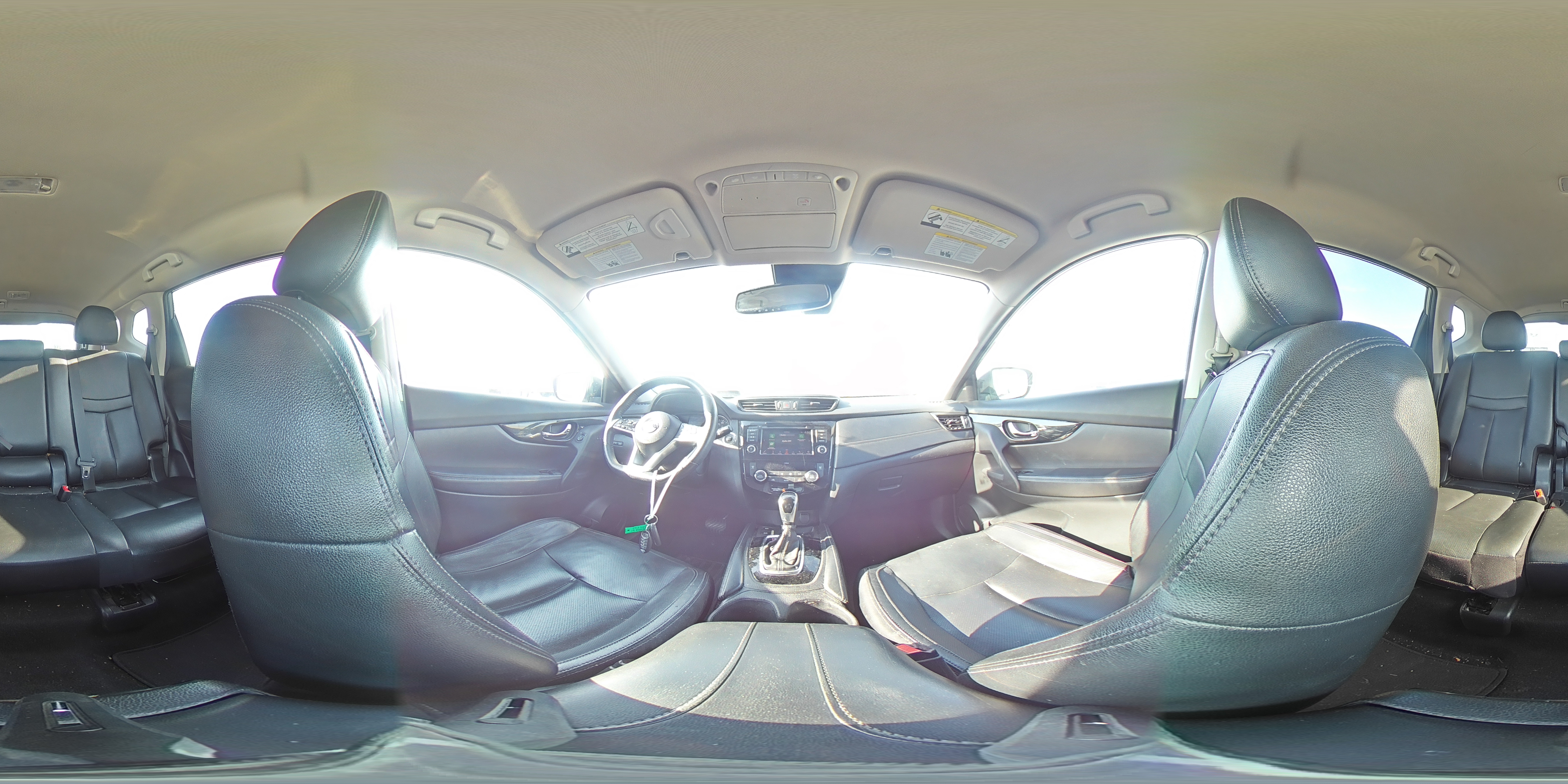 2019 Nissan Rogue - Image 14