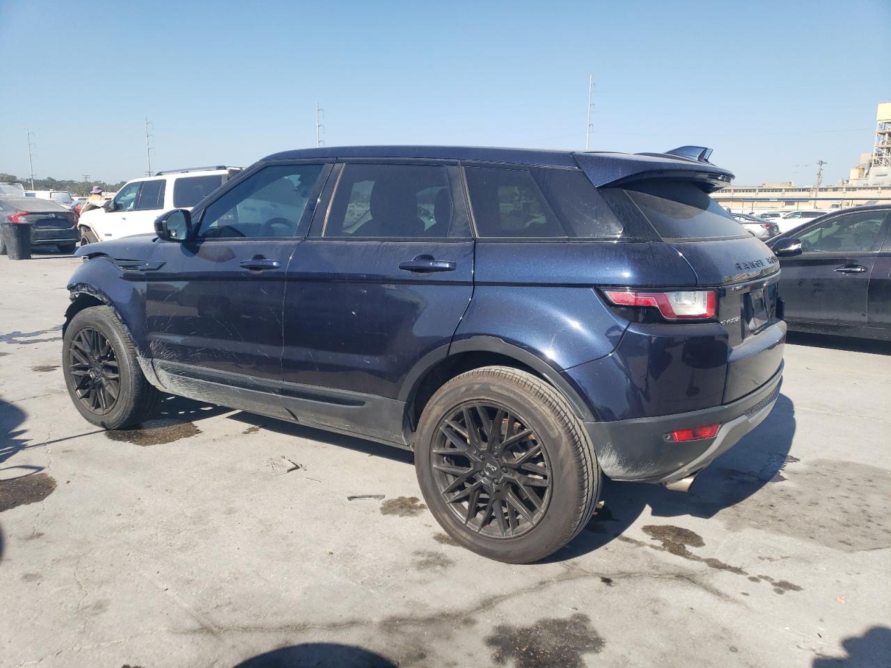 2016 Land Rover Range Rover - Image 2