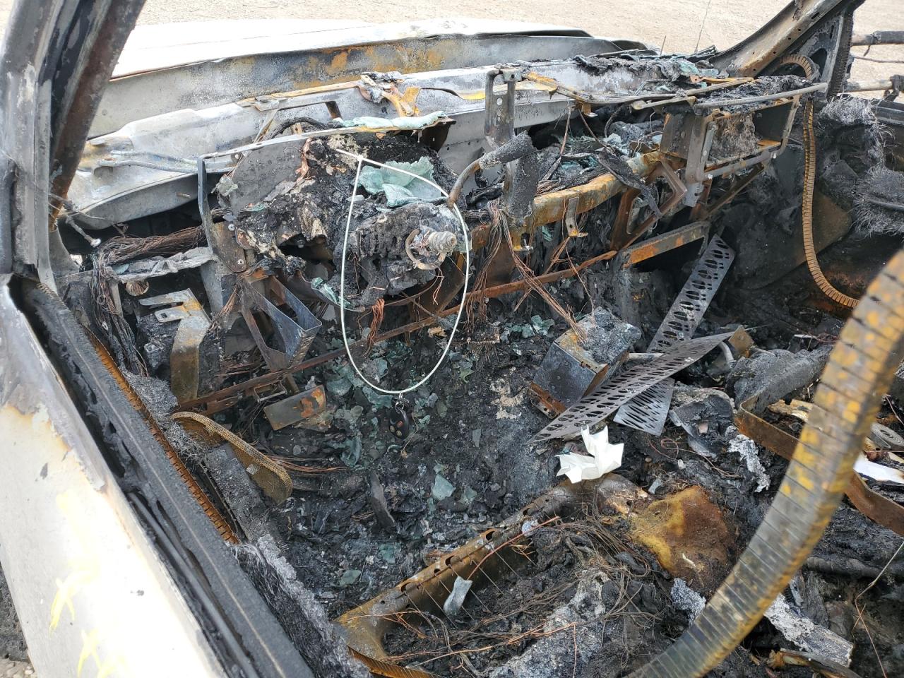 2007 Chevrolet Silverado - Image 8