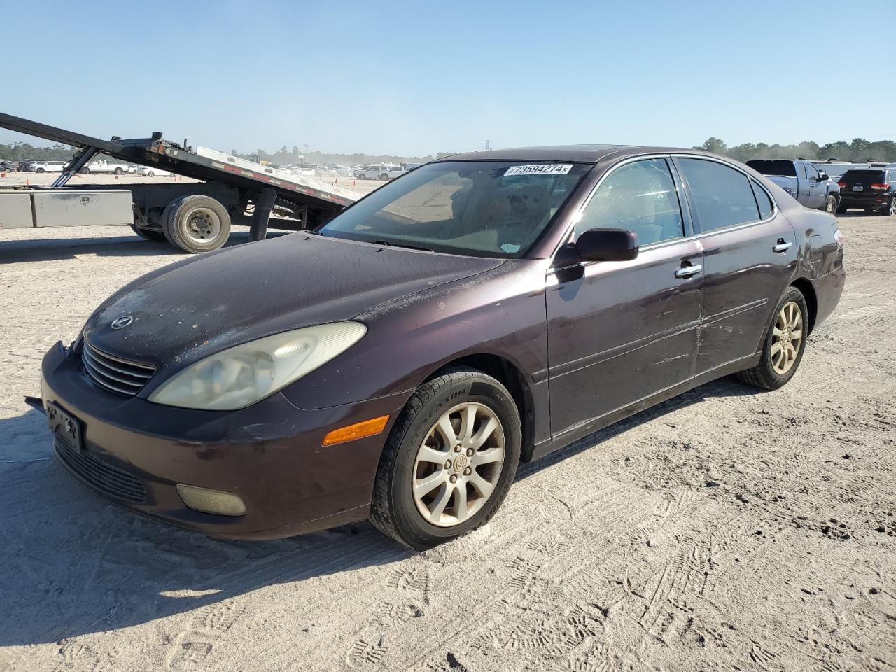2004 Lexus ES - Image 1