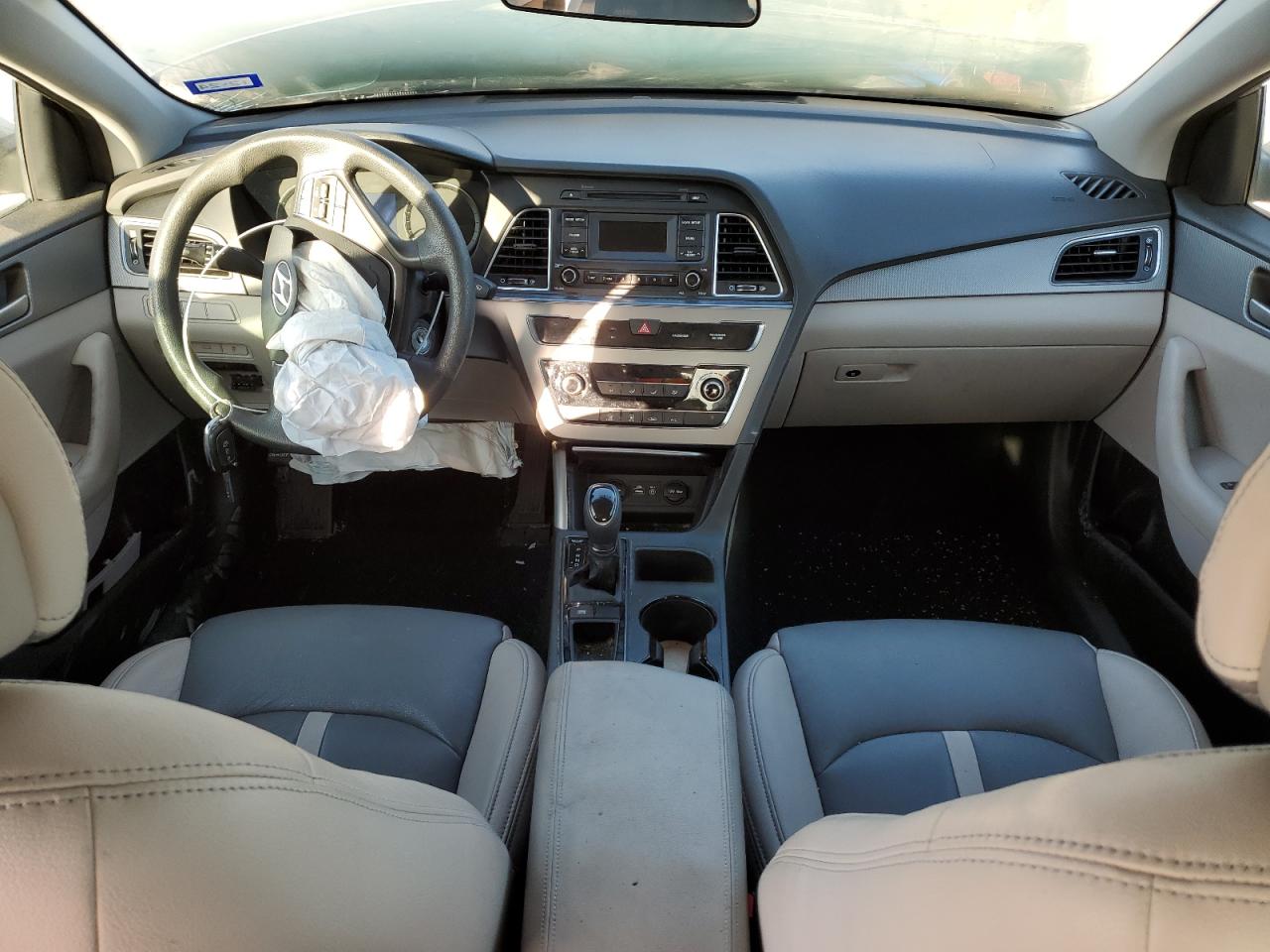 2015 Hyundai Sonata - Image 8