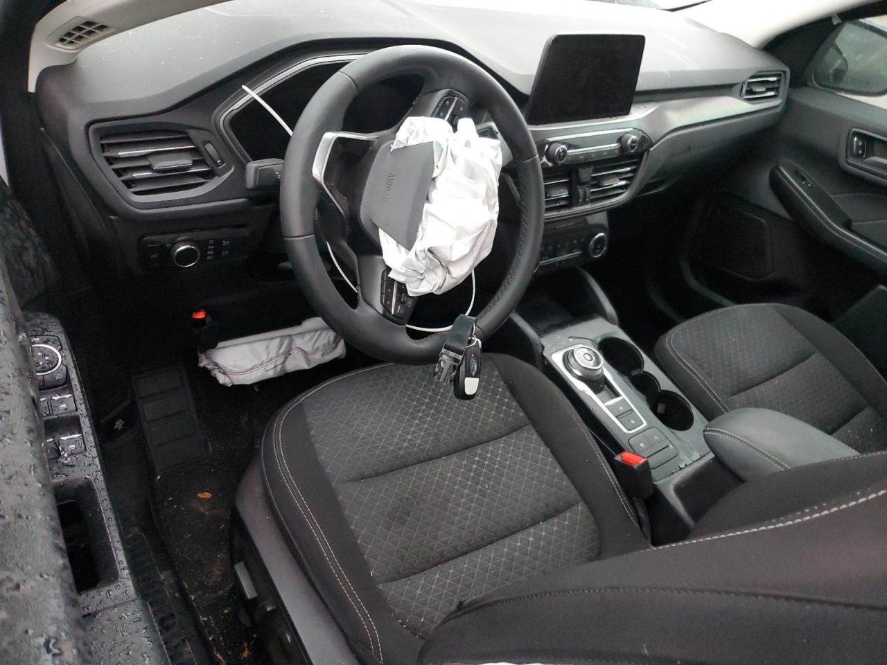2023 Ford Escape - Image 8