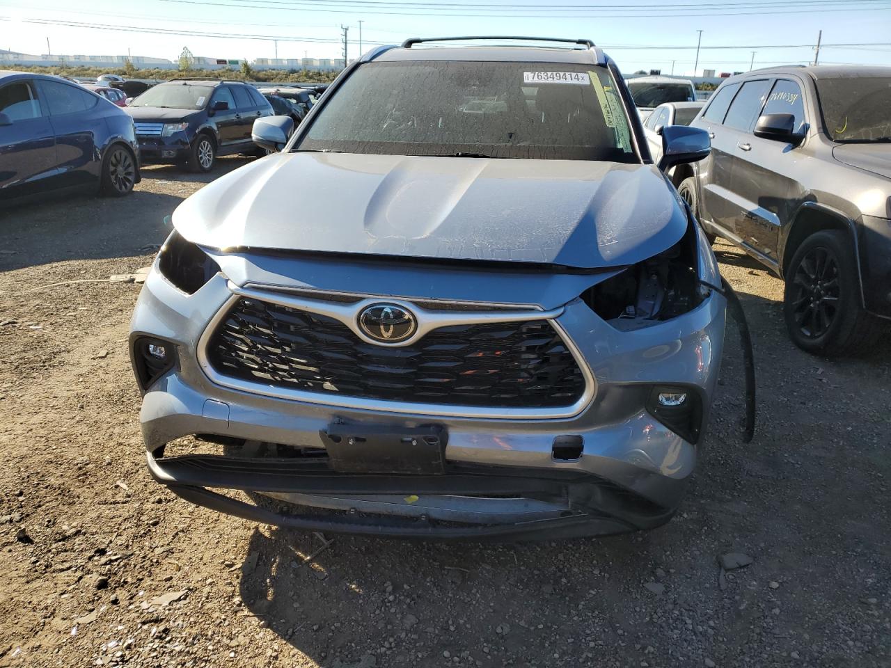 2021 Toyota Highlander - Image 5