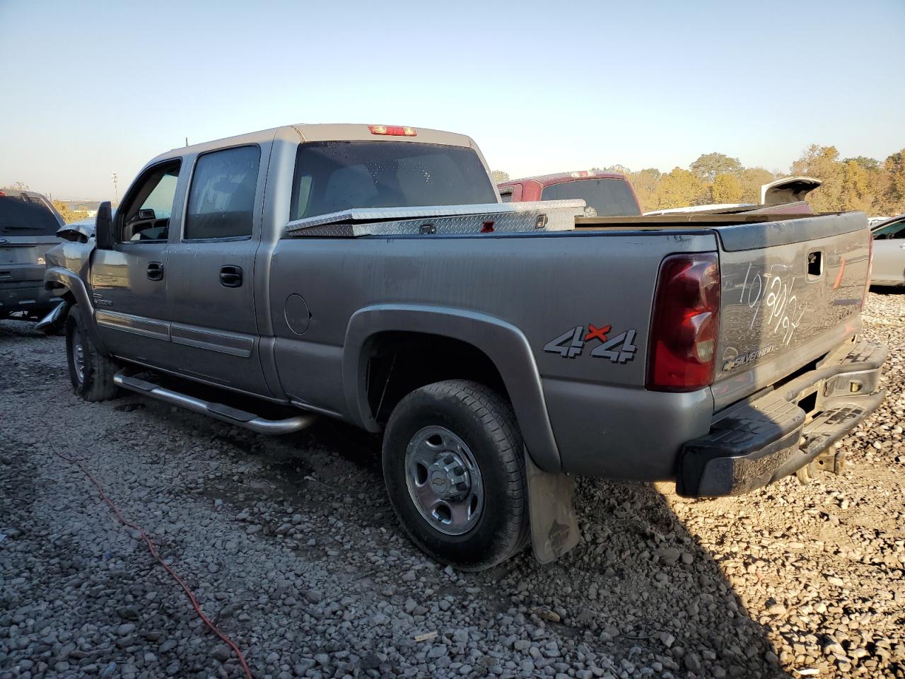2003 Chevrolet Silverado - Image 2