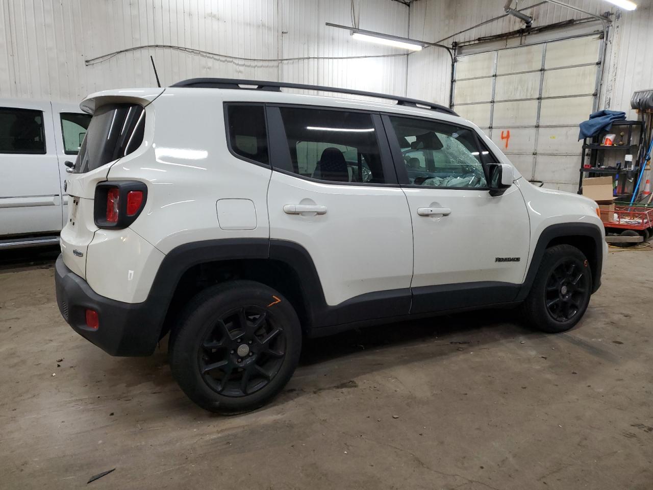 2020 Jeep Renegade - Image 3