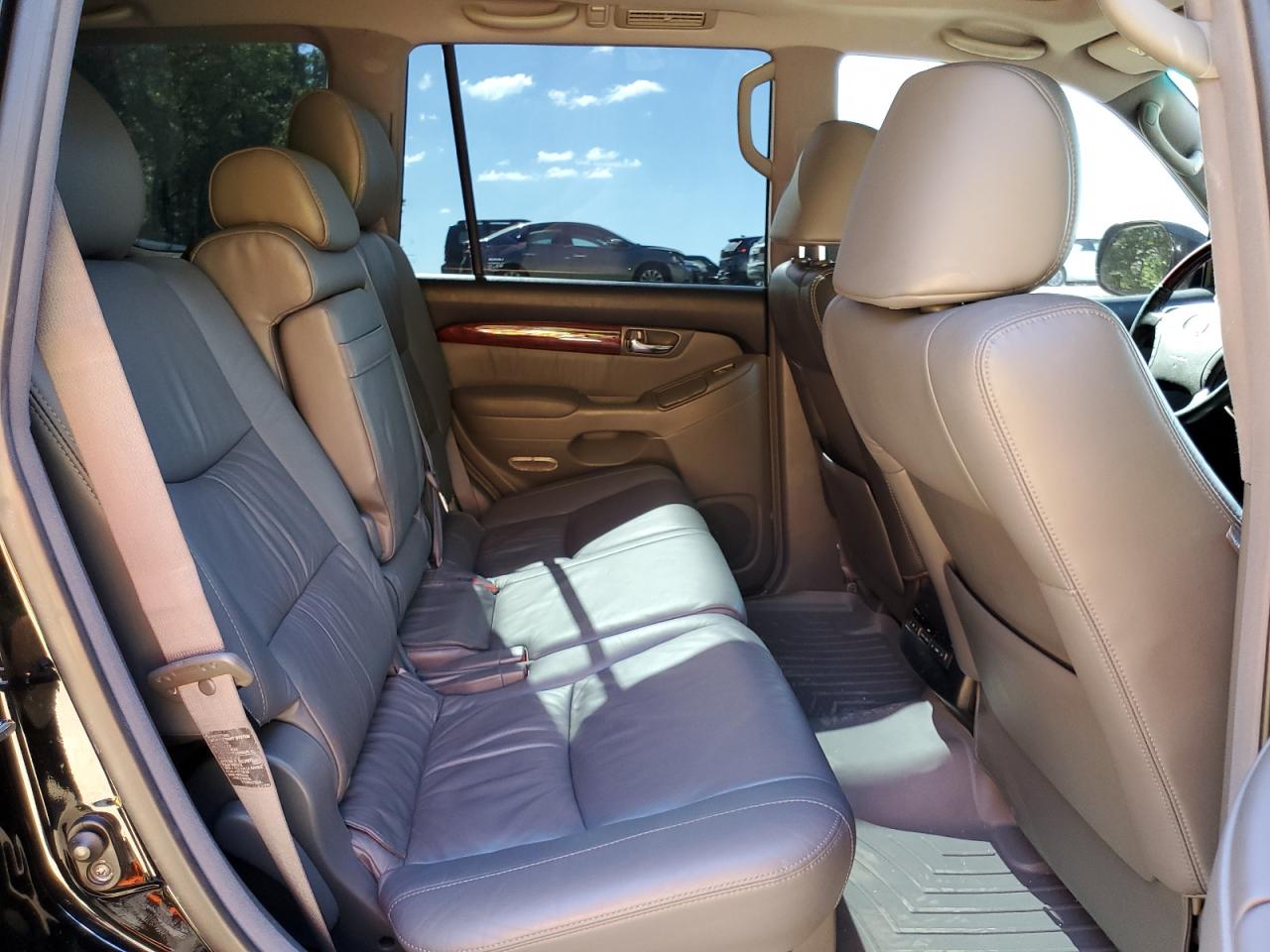2008 Lexus GX - Image 11